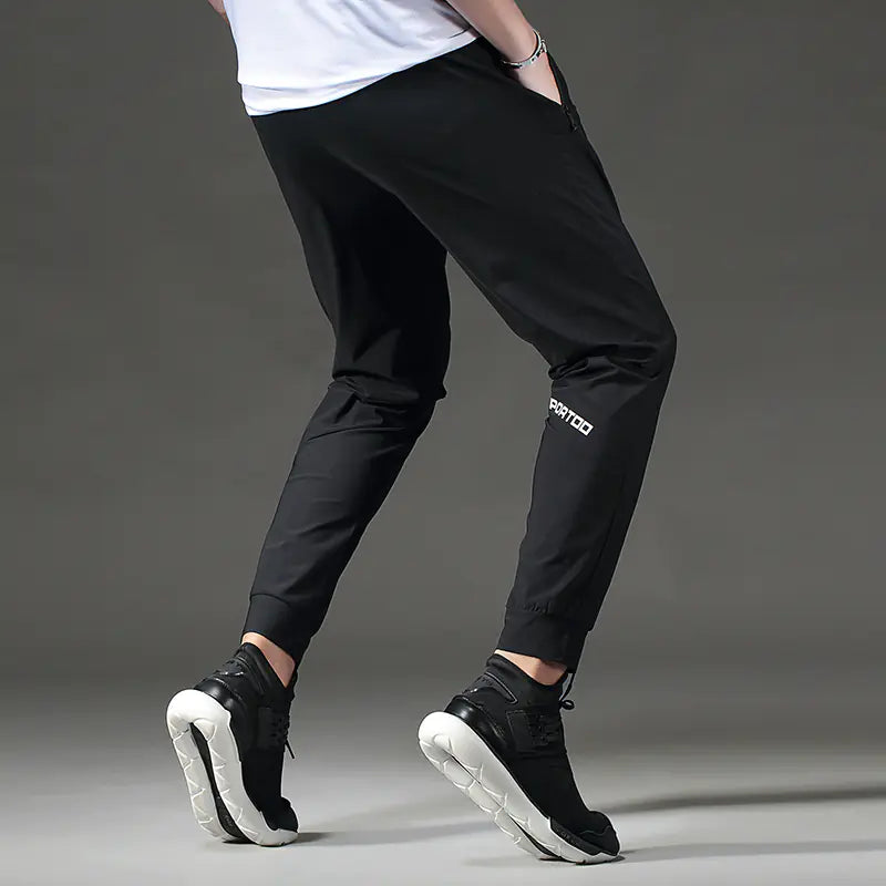 Slim-Fitting Leggings