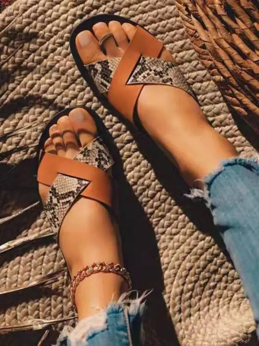 Fashion Sandals and Slippers